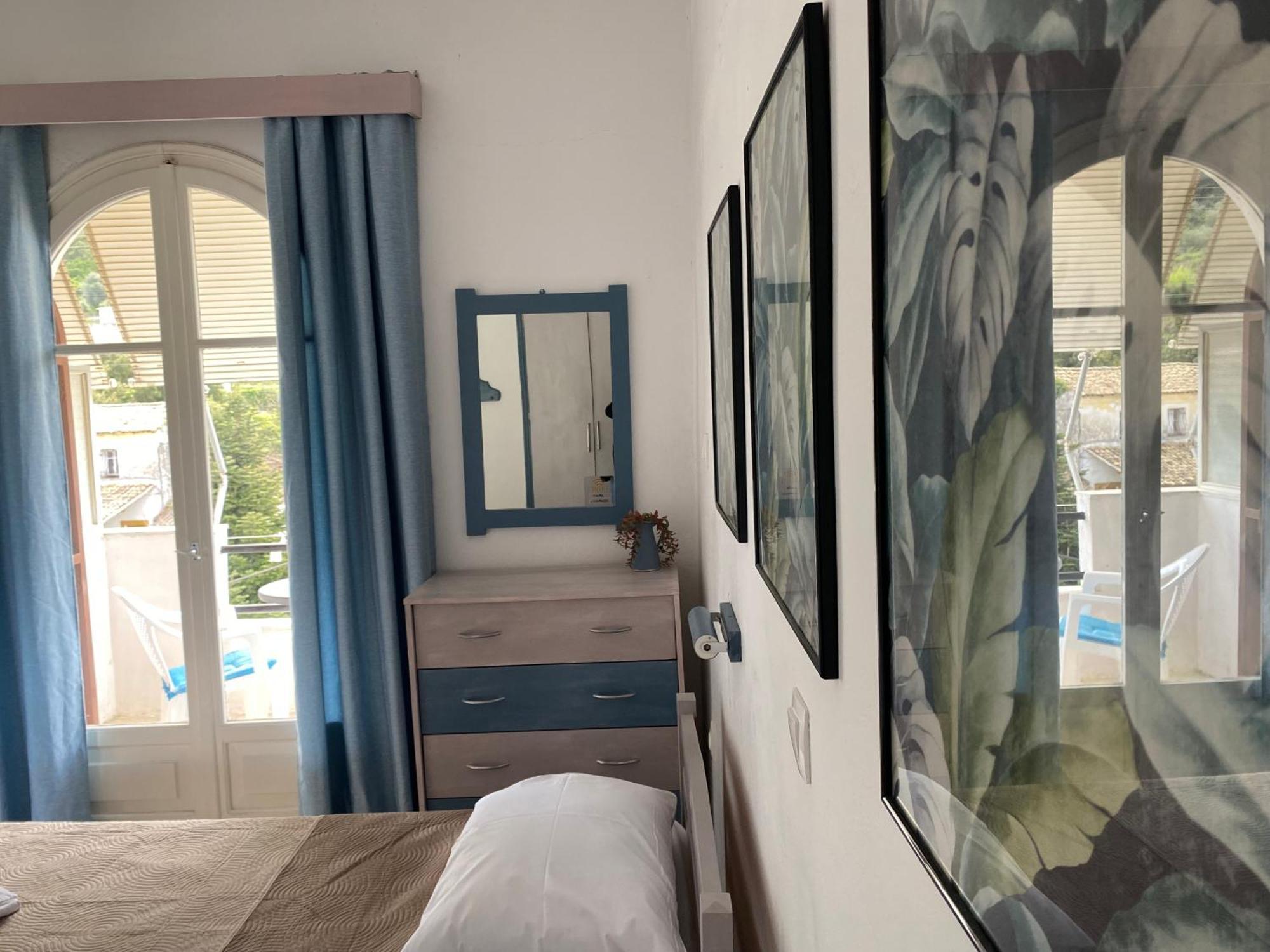 Navy Apartment With Mountain View &Private Parking Vátos Esterno foto