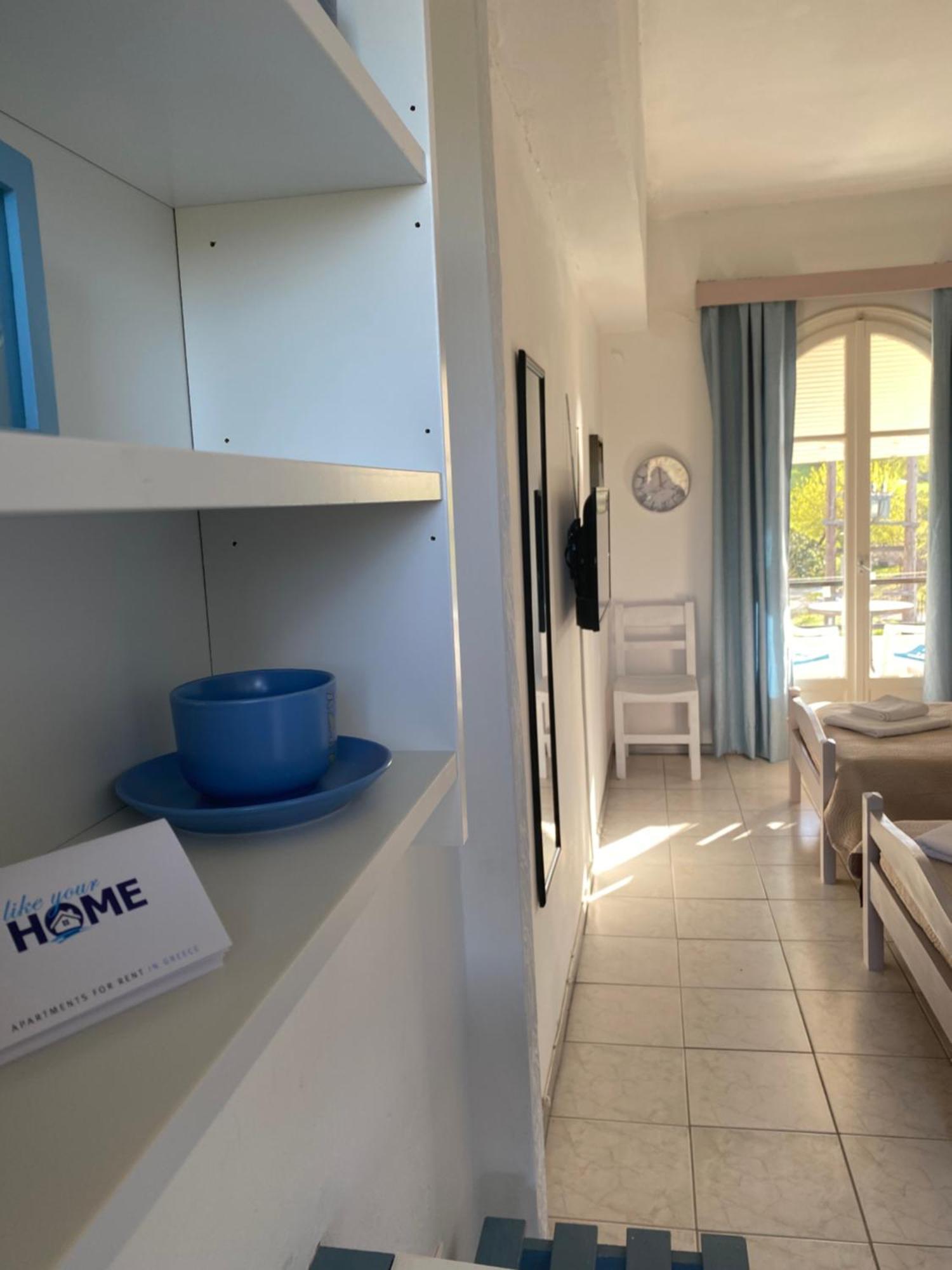 Navy Apartment With Mountain View &Private Parking Vátos Esterno foto