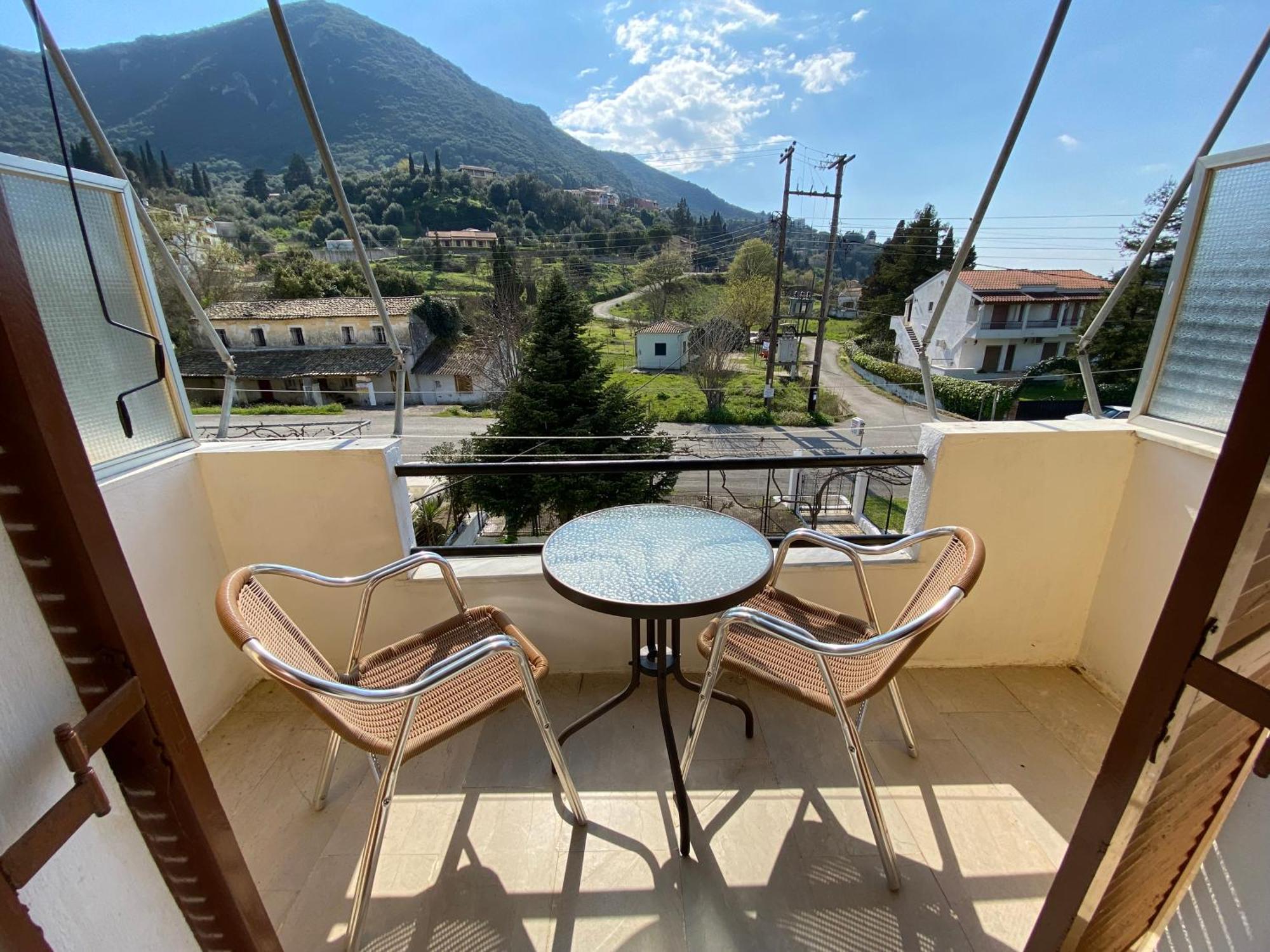 Navy Apartment With Mountain View &Private Parking Vátos Esterno foto